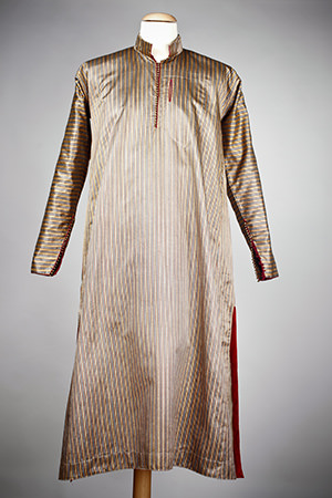 Shirt. A gift by the Emperor Menelik II.