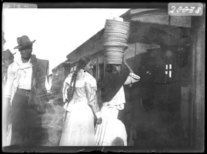 Željeznička stanica u gradu Luque. Paragvaj. 1904.